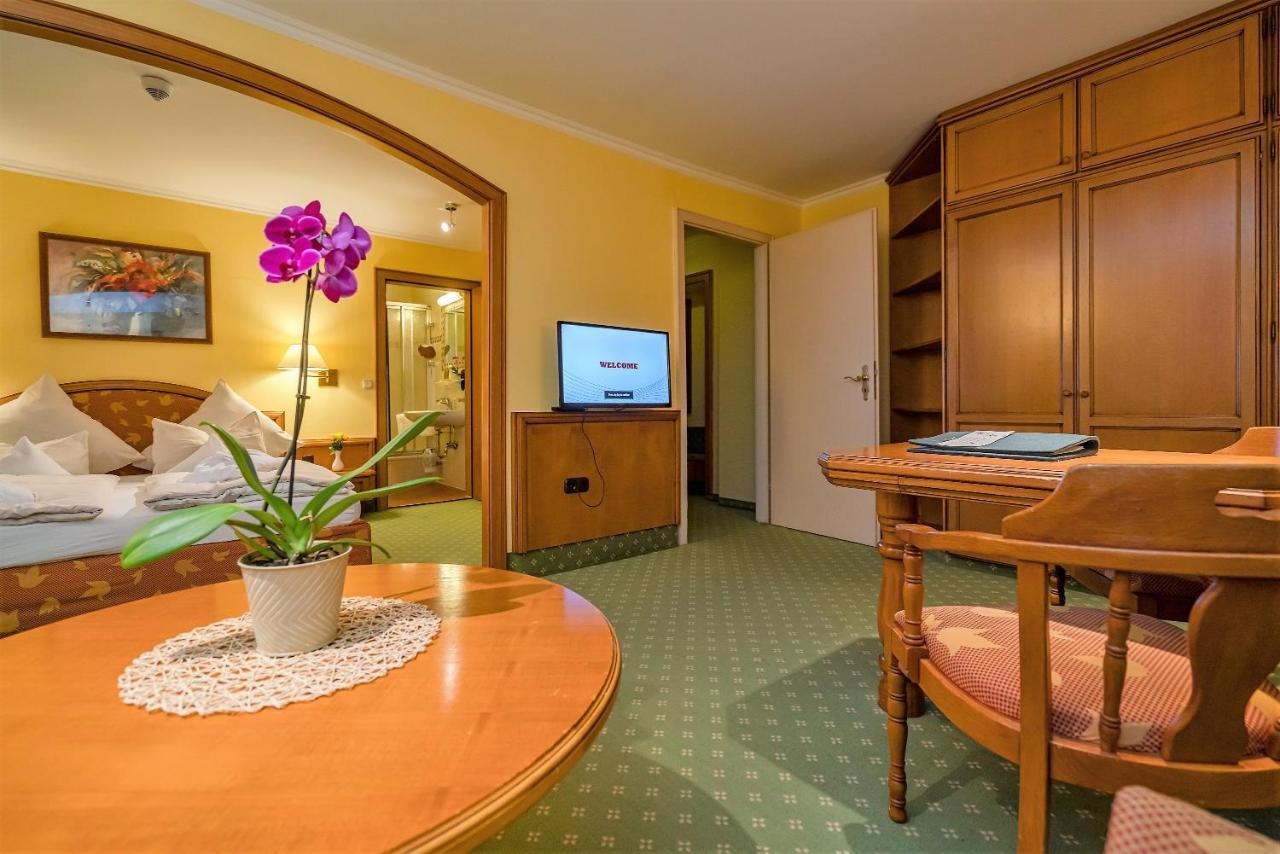 Parkhotel Traunstein Zewnętrze zdjęcie